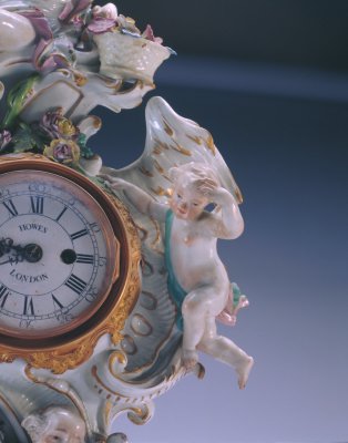 图片[3]-Porcelain carved flying fairy clock-China Archive